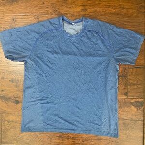 Lululemon Men's Blue short sleeve Athletic tee XL performance